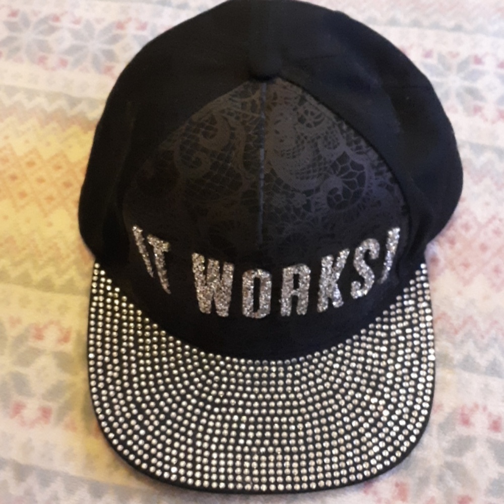 It Works hat
